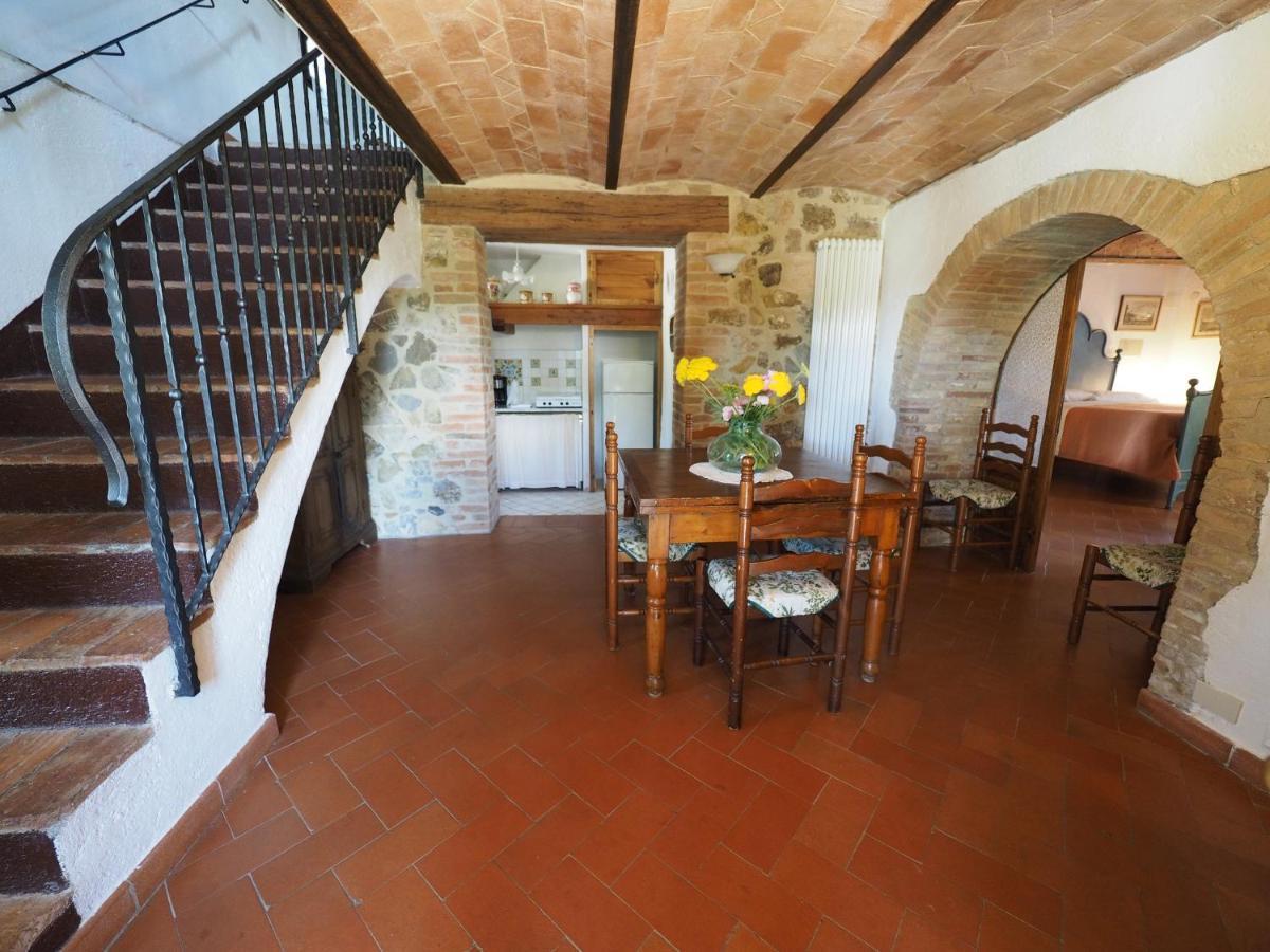 Hostal Sassi Bianchi Sensano Exterior foto