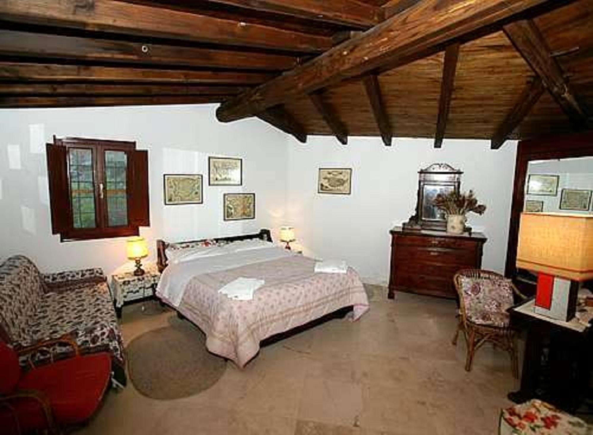 Hostal Sassi Bianchi Sensano Exterior foto